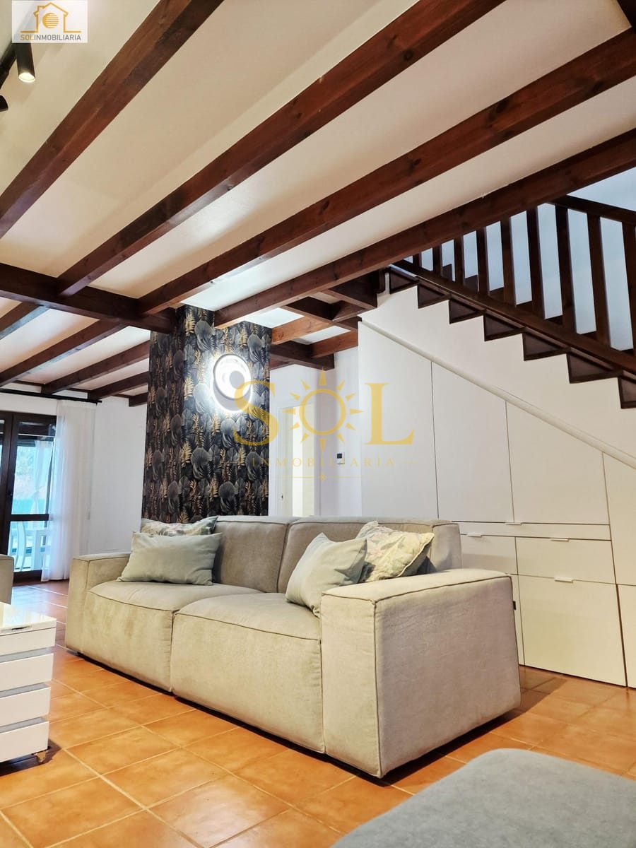 Exclusivo chalet independiente con jardín en Las Paradinas (León) - Foto 21