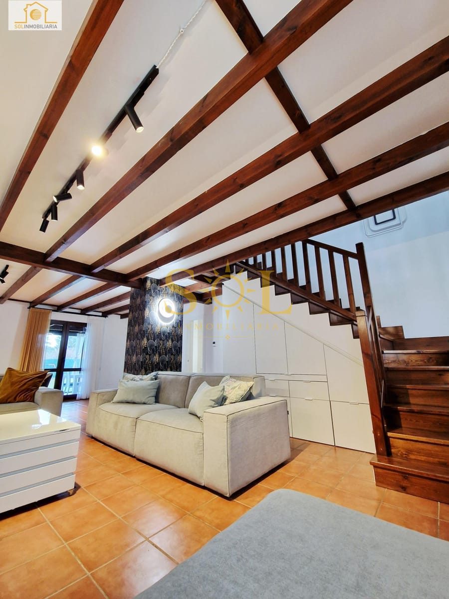Exclusivo chalet independiente con jardín en Las Paradinas (León) - Foto 22