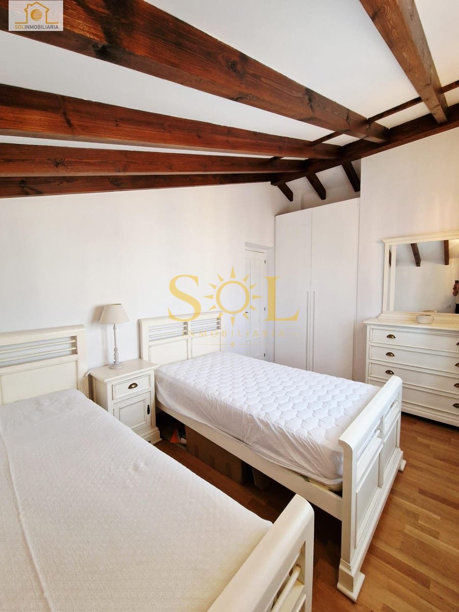 Exclusivo chalet independiente con jardín en Las Paradinas (León) - Foto 48