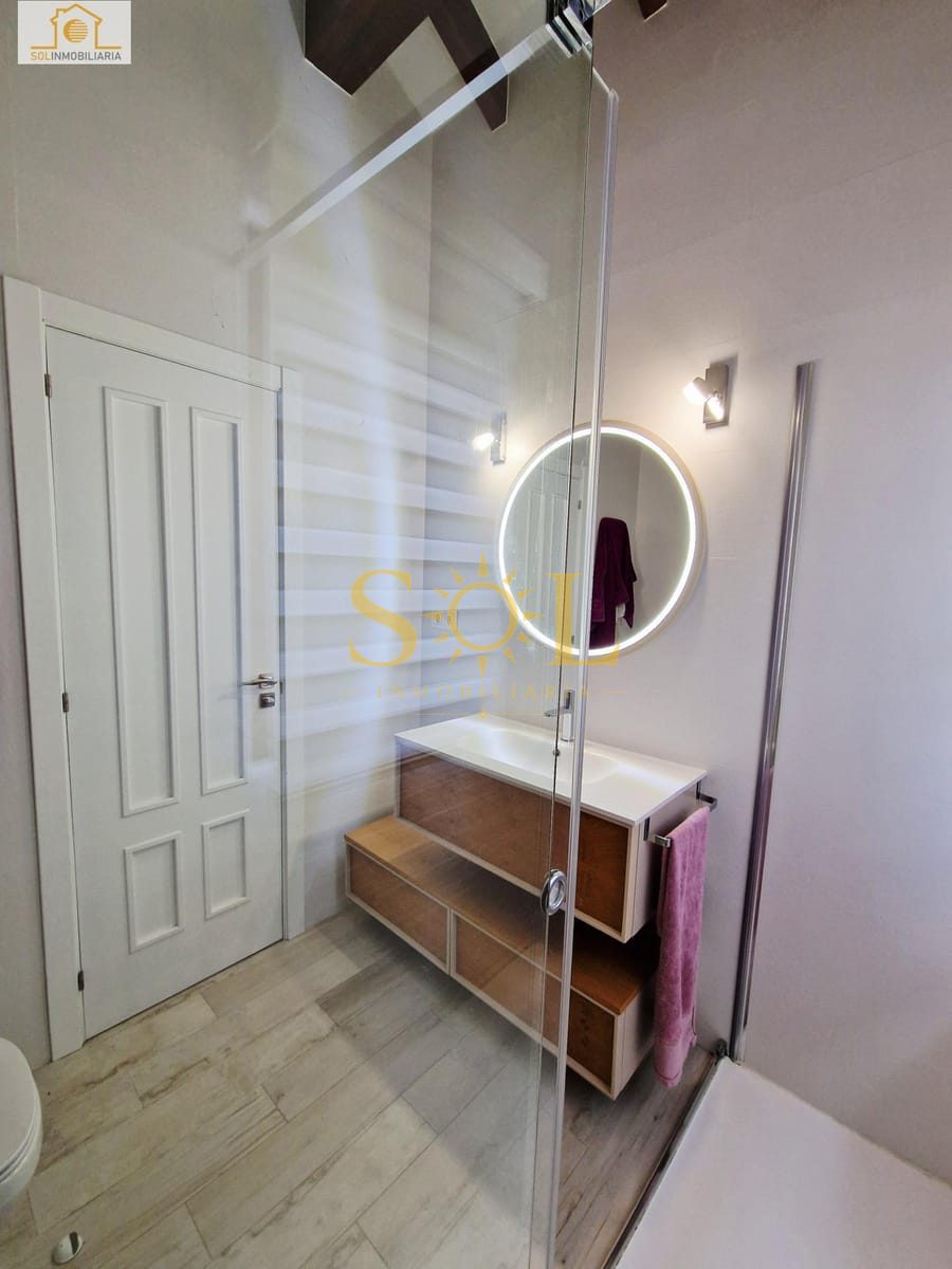 Exclusivo chalet independiente con jardín en Las Paradinas (León) - Foto 52