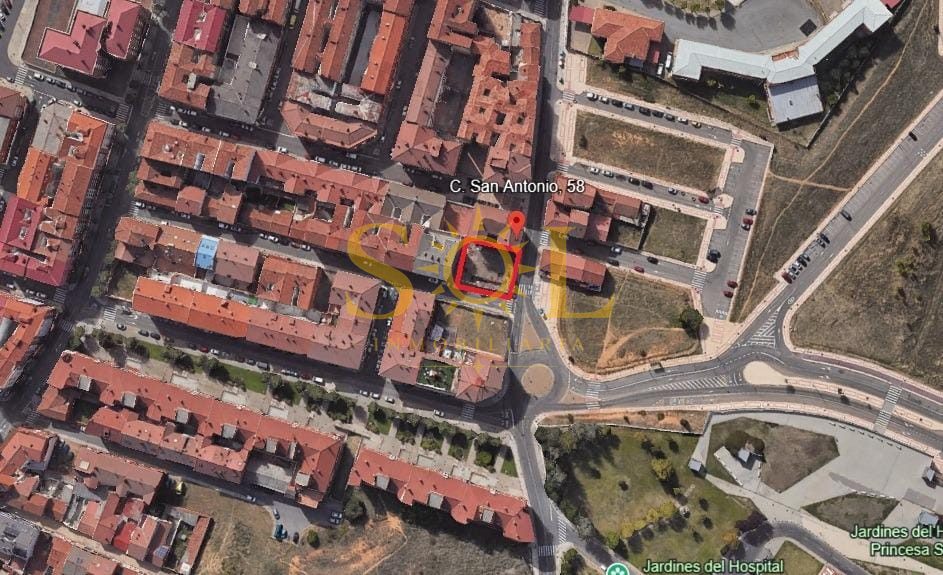 Suelo urbano en Calle San Antonio 58 (León) - Foto 1