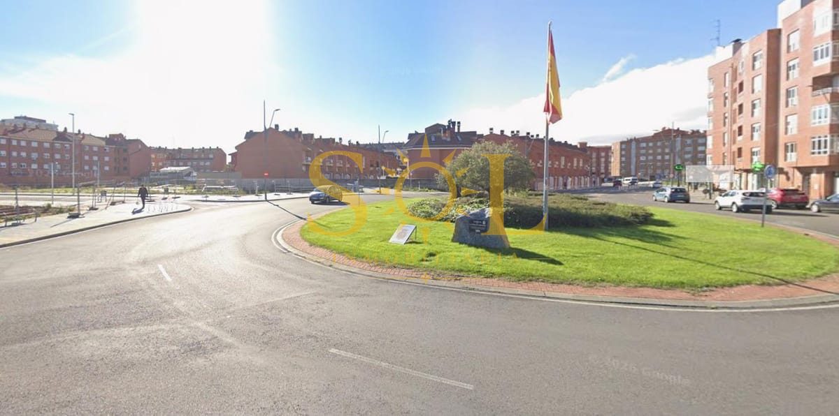 Suelo urbano en Glorieta de La Policia Nacional en Trobajo del Camino (León) - Foto 1