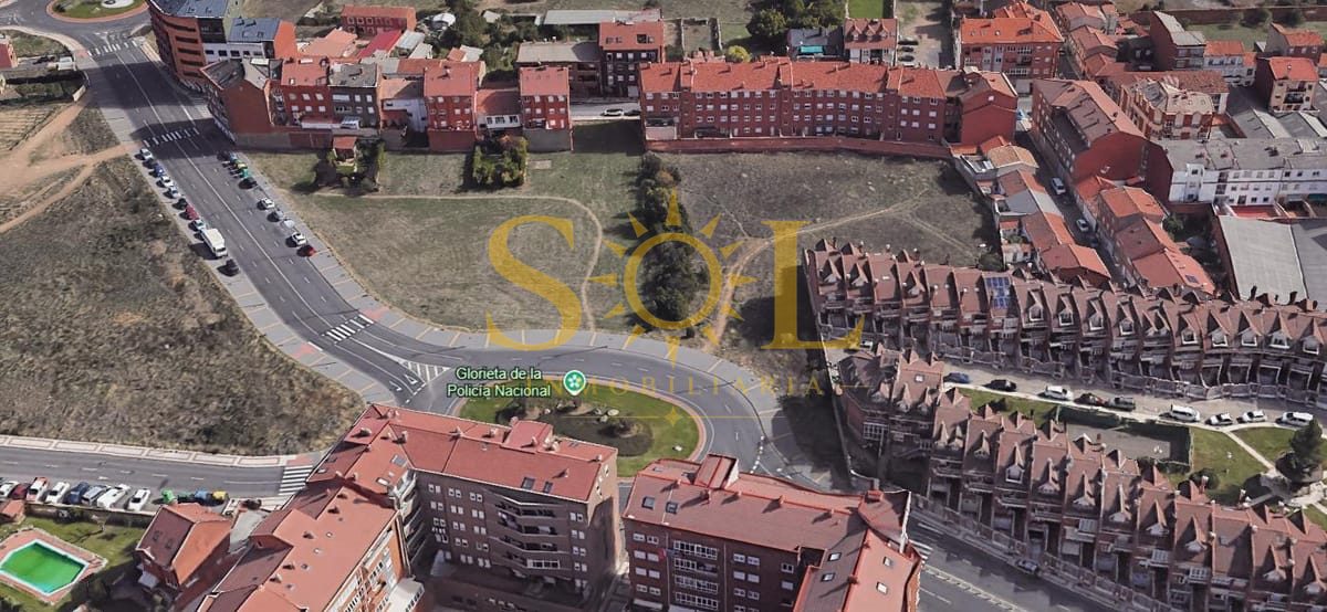 Suelo urbano en Glorieta de La Policia Nacional en Trobajo del Camino (León) - Foto 7
