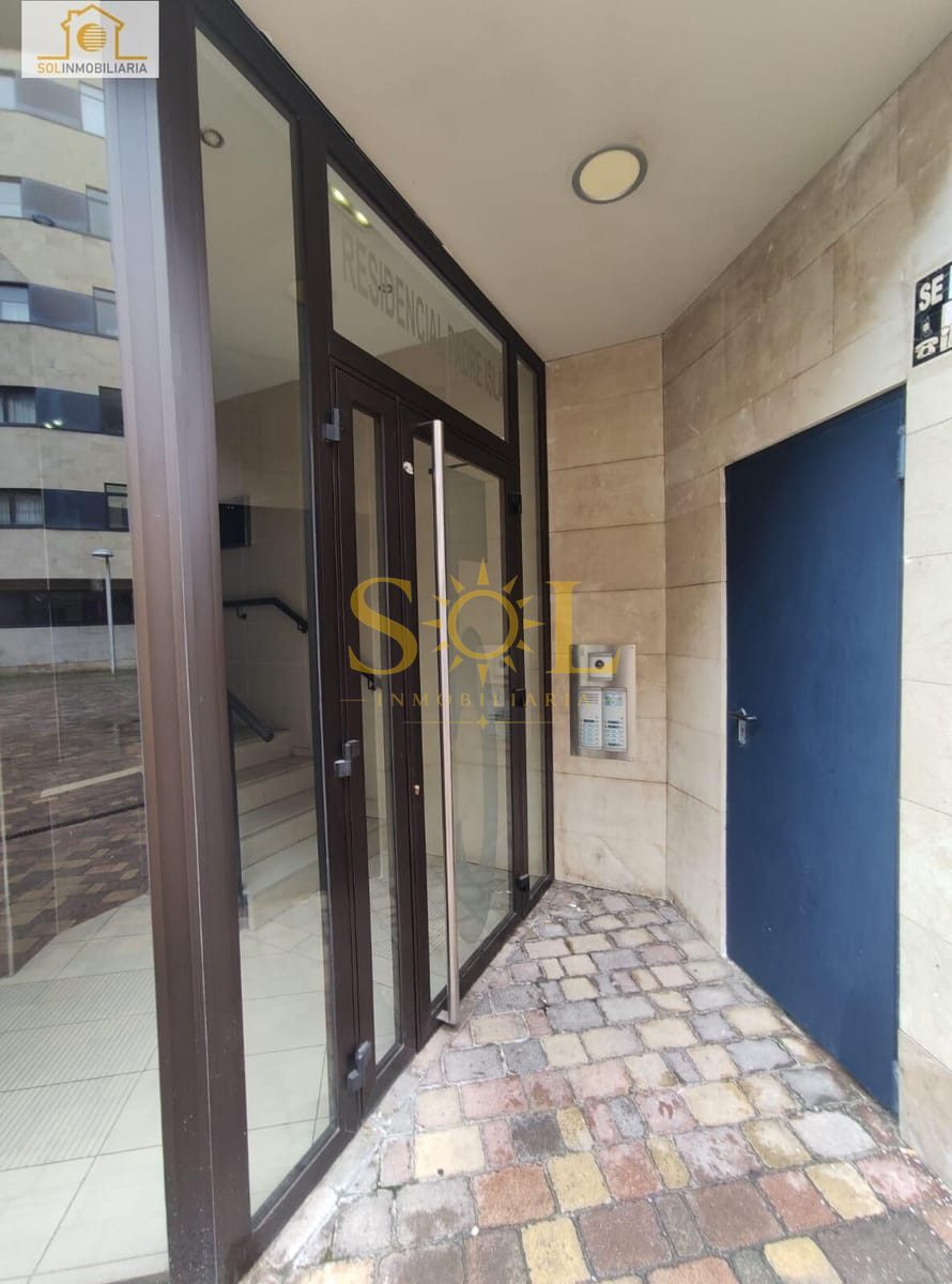 PISO EN EL CENTRO DE LEÓN CON GARAJE Y TRASTERO - Foto 3