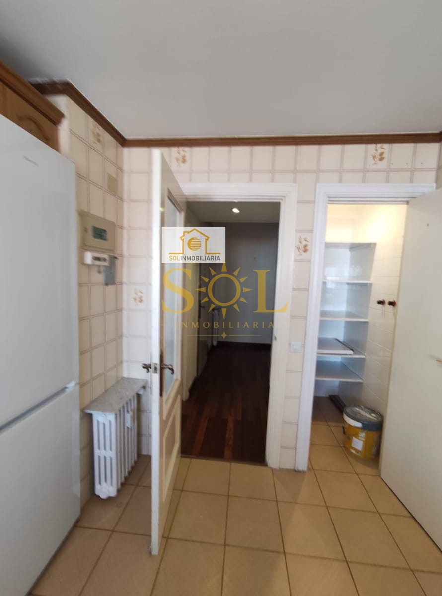 OPORTUNIDAD DE PISO CON FANTÁSTICAS VISTAS NEN EL CENTRO DE LEÓN - Foto 25