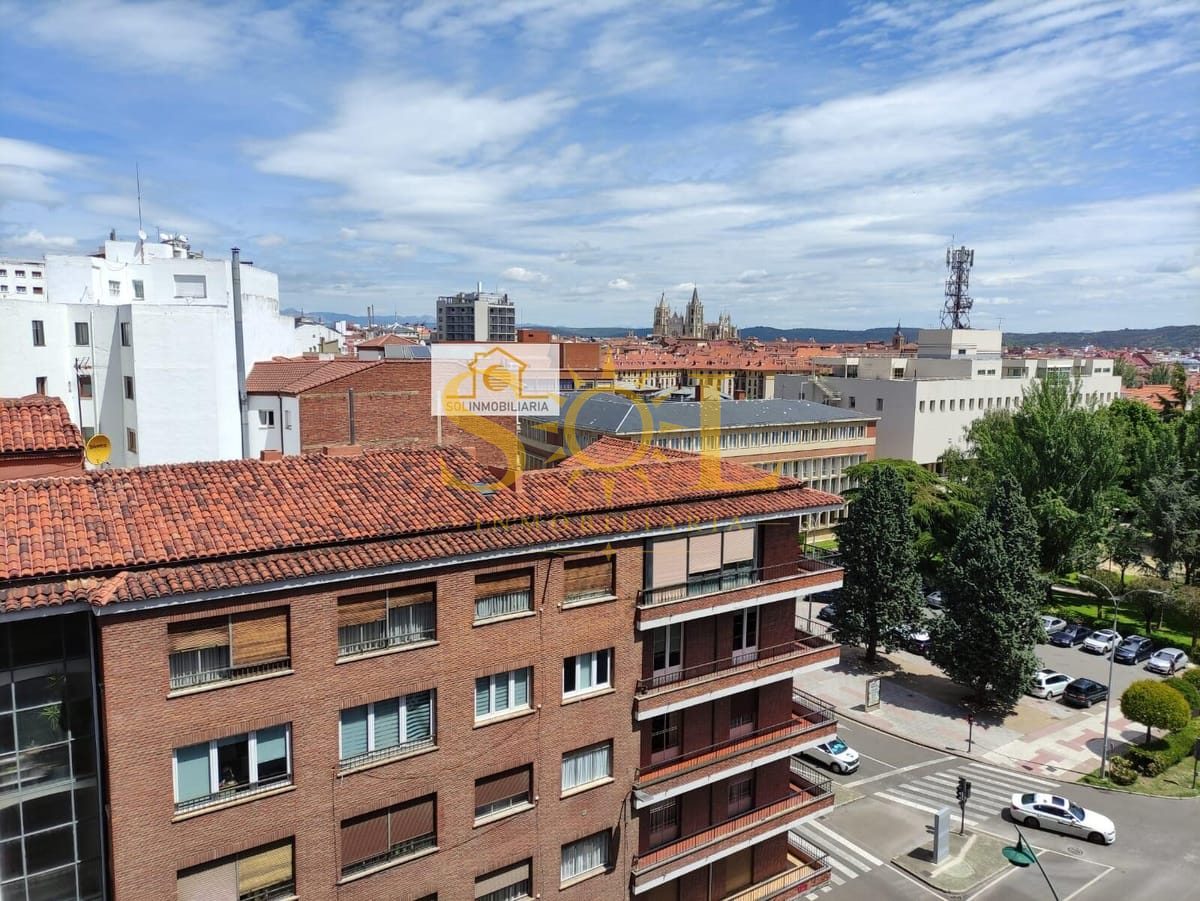 OPORTUNIDAD DE PISO CON FANTÁSTICAS VISTAS NEN EL CENTRO DE LEÓN - Foto 4