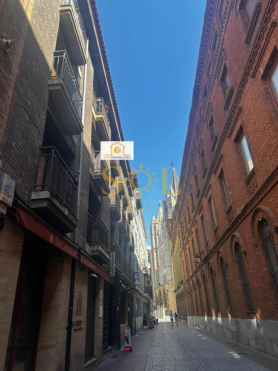 Piso de lujo en pleno casco histórico de León - Foto 17