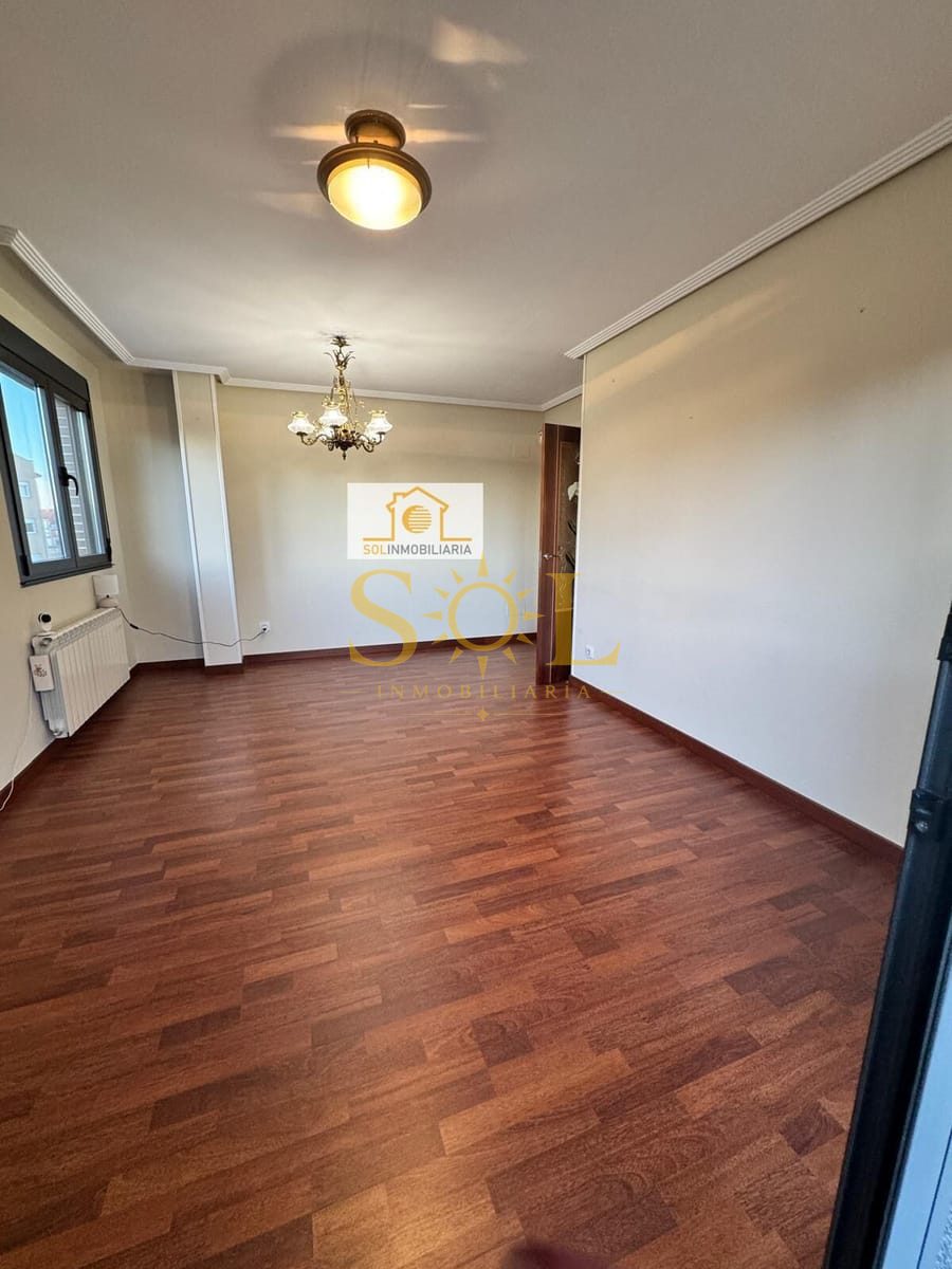 Piso en C/Los Tulipanes en Trobajo del Camino, León - Foto 9