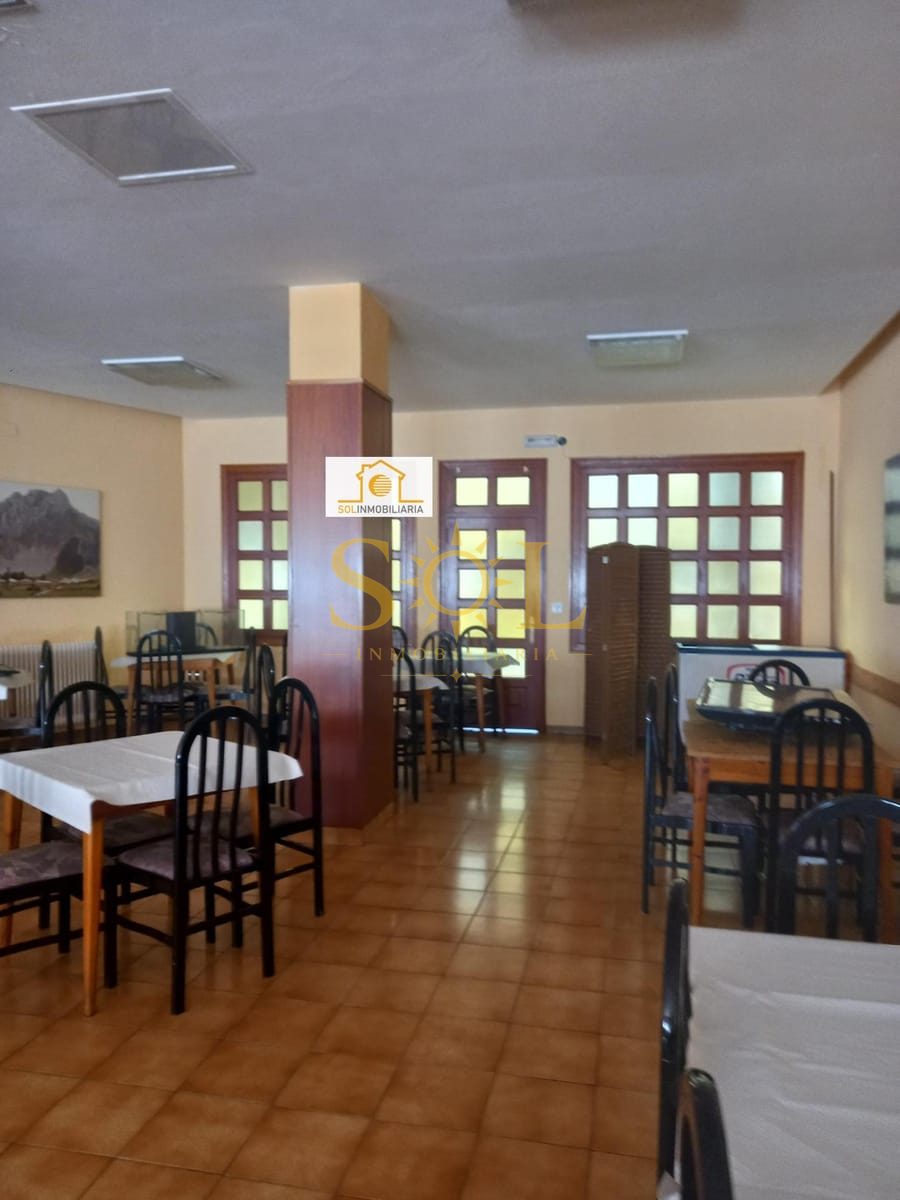 VENTA DE HOSTAL EN BOÑAR (LEON) - Foto 5