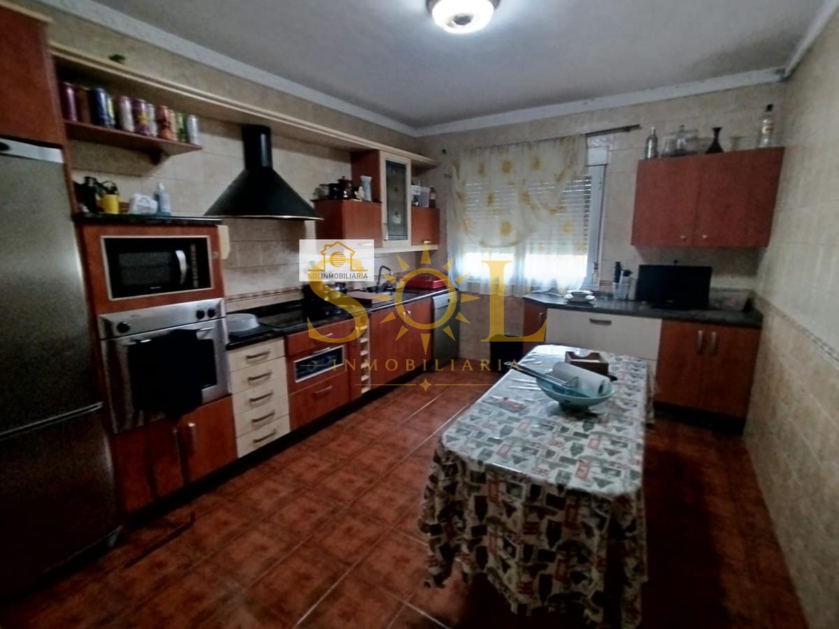 ¡Oportunidad! Amplia vivienda en Quintana del Marco, León - Foto 13