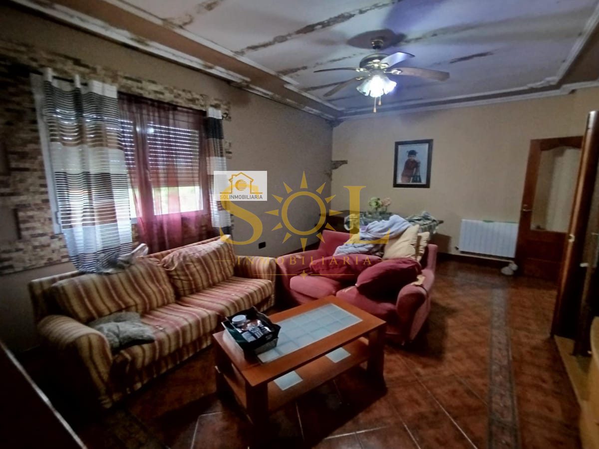 ¡Oportunidad! Amplia vivienda en Quintana del Marco, León - Foto 15