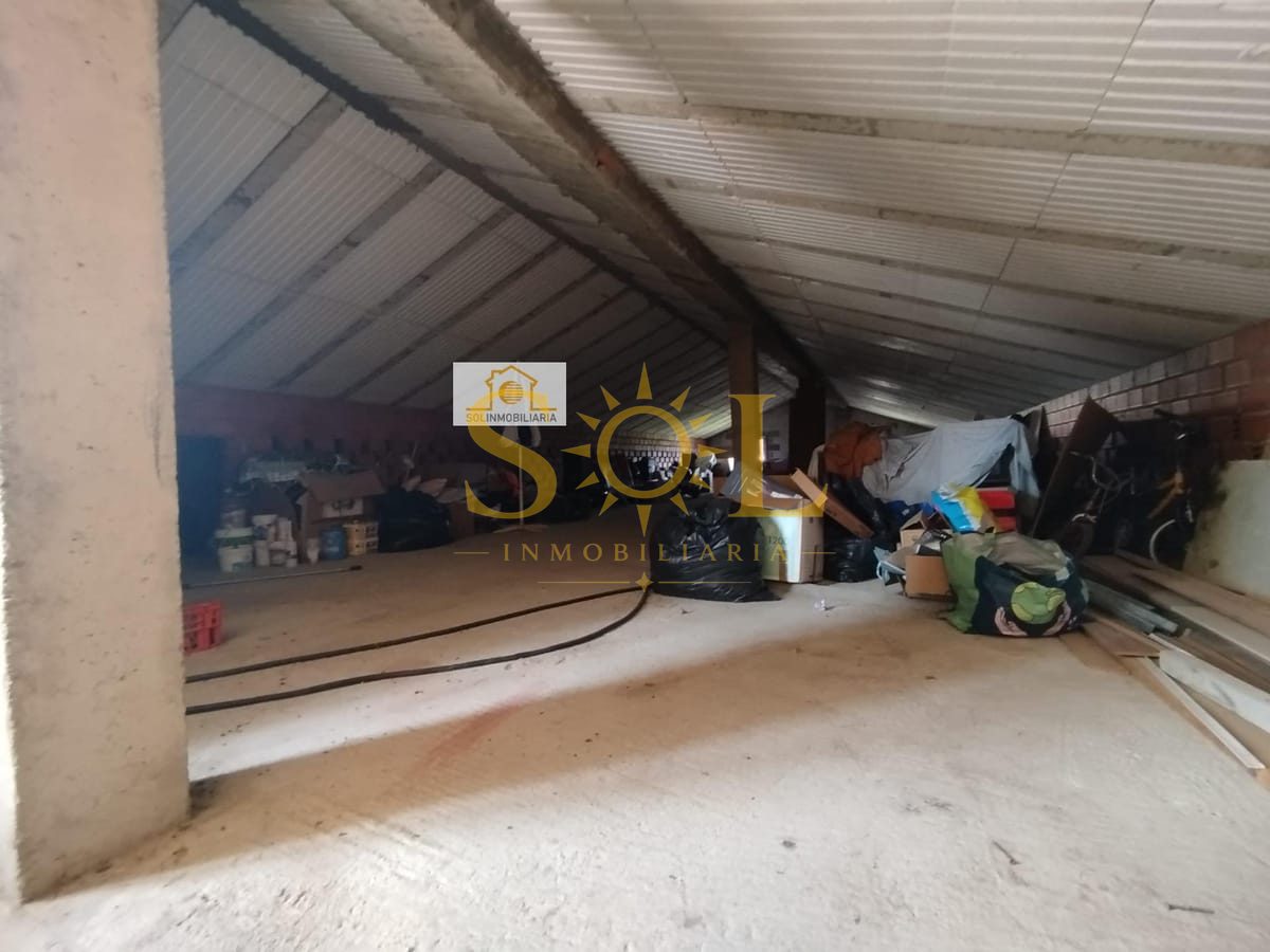 ¡Oportunidad! Amplia vivienda en Quintana del Marco, León - Foto 33