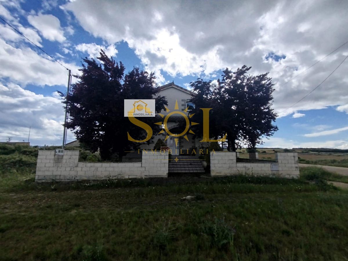 ¡Oportunidad! Amplia vivienda en Quintana del Marco, León - Foto 38