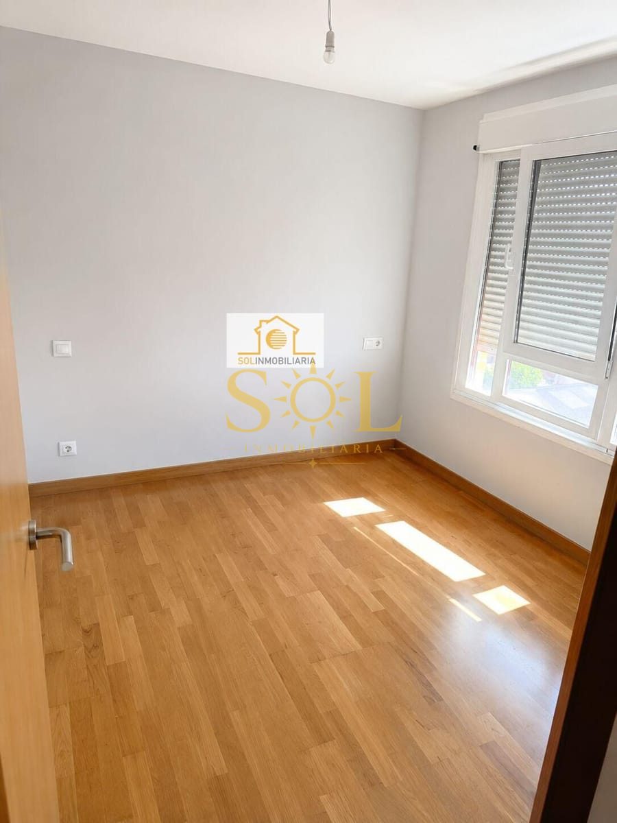 ¡OPORTUNIDAD! Precioso dúplex exterior en C/ Mastín Leonés - Foto 11