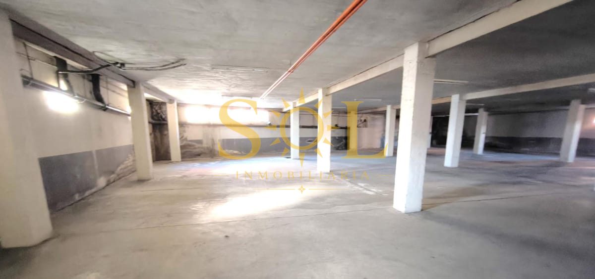 Nave de tres plantas en Navatejera - Foto 11