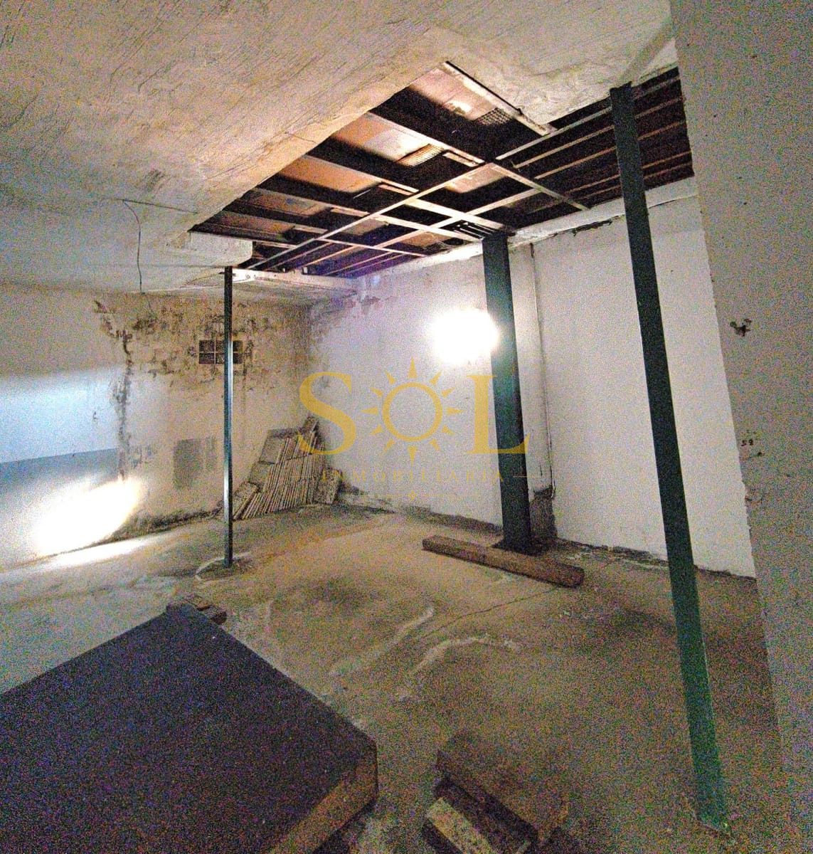 Nave de tres plantas en Navatejera - Foto 22