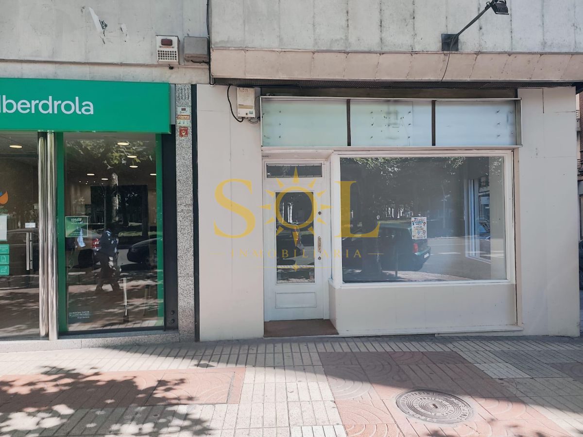 Local en la Plaza de la Inmaculada - Foto 1