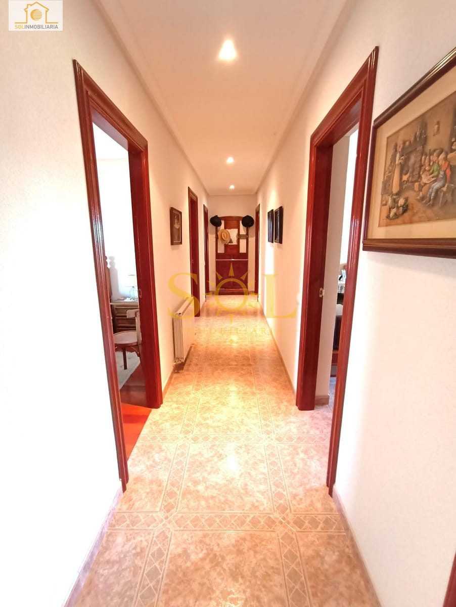 Casa con garaje y jardín en Villanueva de las Manzanas - Foto 14