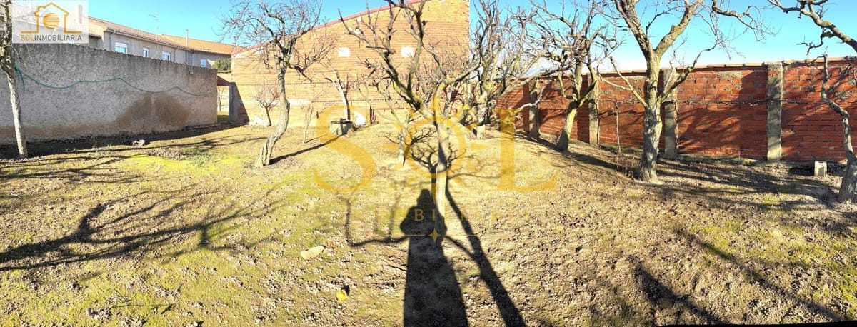 Casa con garaje y jardín en Villanueva de las Manzanas - Foto 20