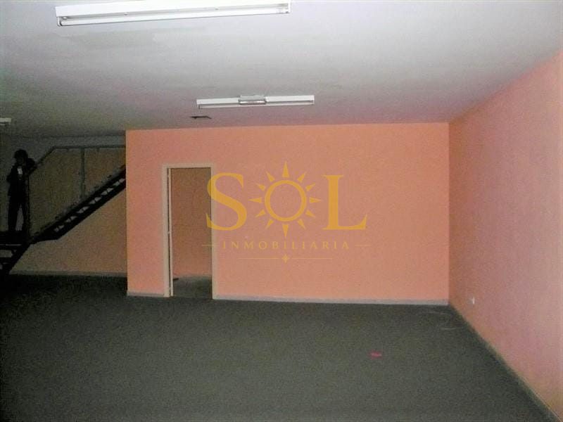 Local comercial en las Galerías Alfonso V - Foto 4