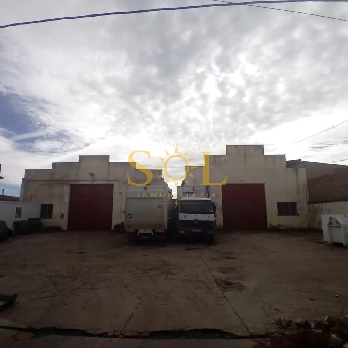 OPORTUNIDAD DE 2 NAVES INDUSTRIALES EN TROBAJO DEL CAMINO - Foto 8