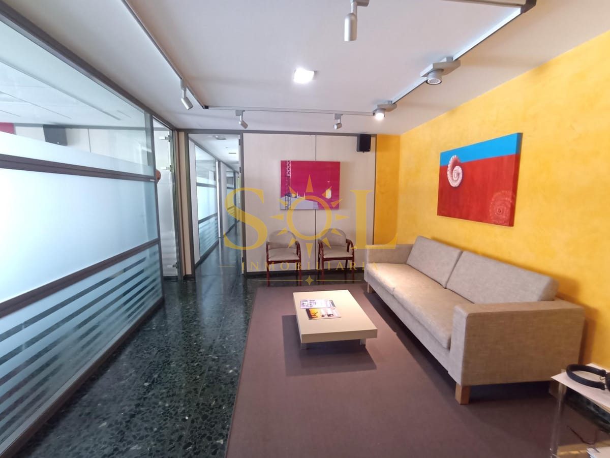 Oficinas de 190 m² en el Complejo Santo Domingo - Foto 4
