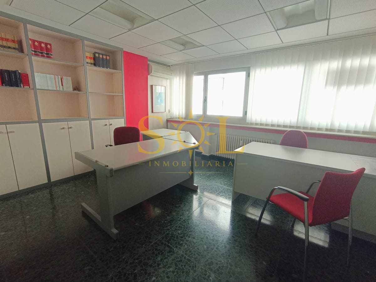 Oficinas de 190 m² en el Complejo Santo Domingo - Foto 9