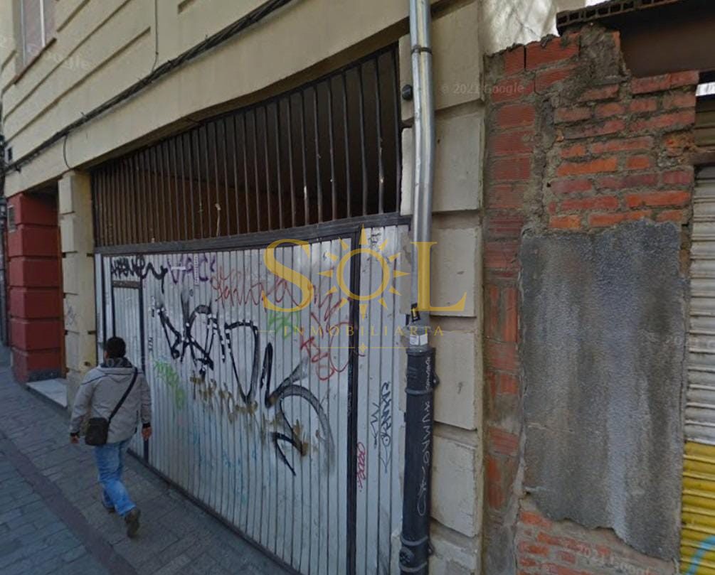 Garaje doble con trastero en el Barrio Húmedo - Foto 4