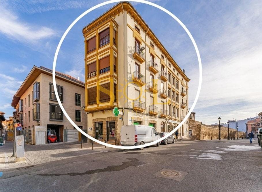 Edificio en calle San Francisco - Foto 1