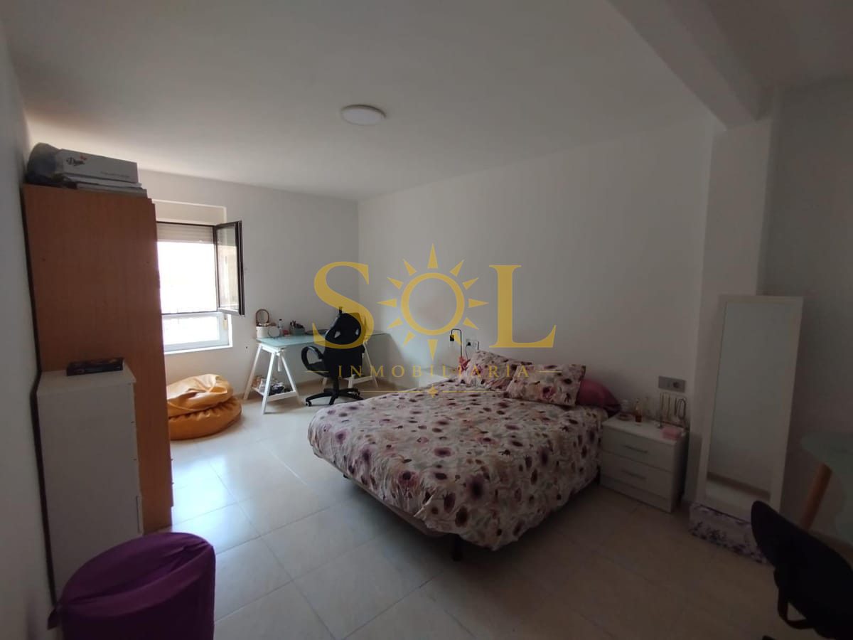 Alquiler de habitaciones en pleno centro – Rúa, León - Foto 3
