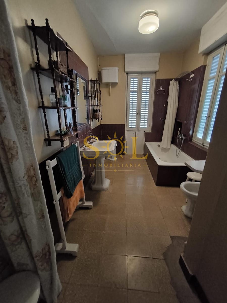 Casa contemporánea única con dos viviendas independientes y patio central - Foto 42