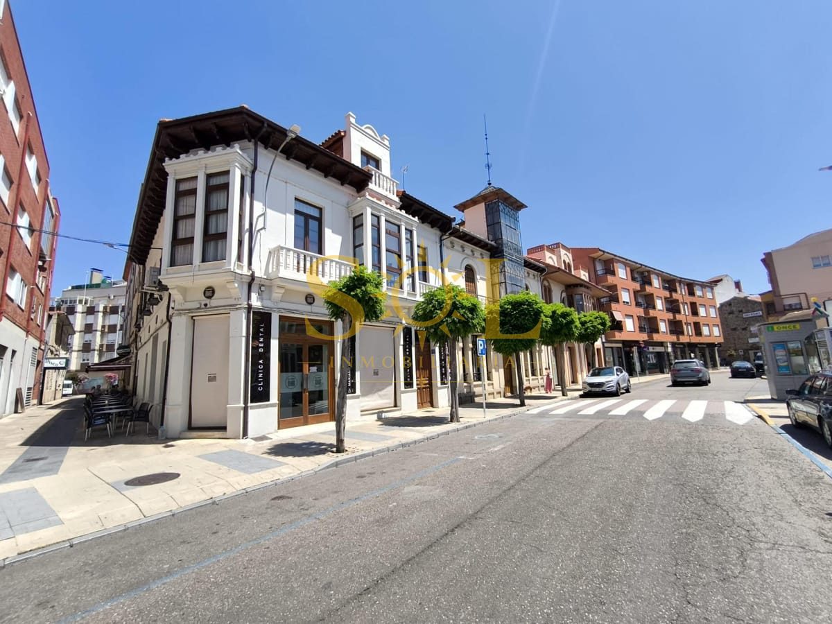 Casa contemporánea única con dos viviendas independientes y patio central - Foto 44