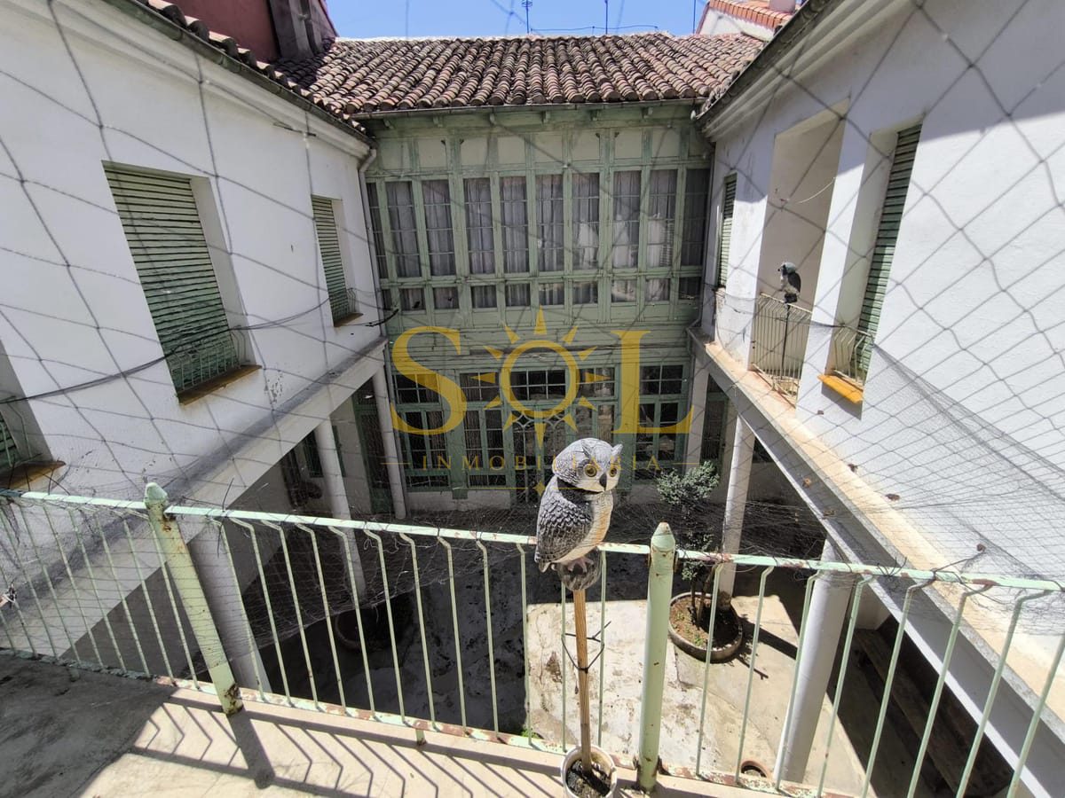 Casa contemporánea única con dos viviendas independientes y patio central - Foto 54