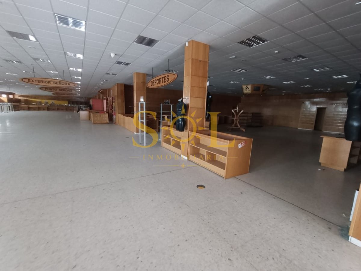 Nave industrial en Onzonilla actualmente arrendada. Inversores rentabilidad. - Foto 7