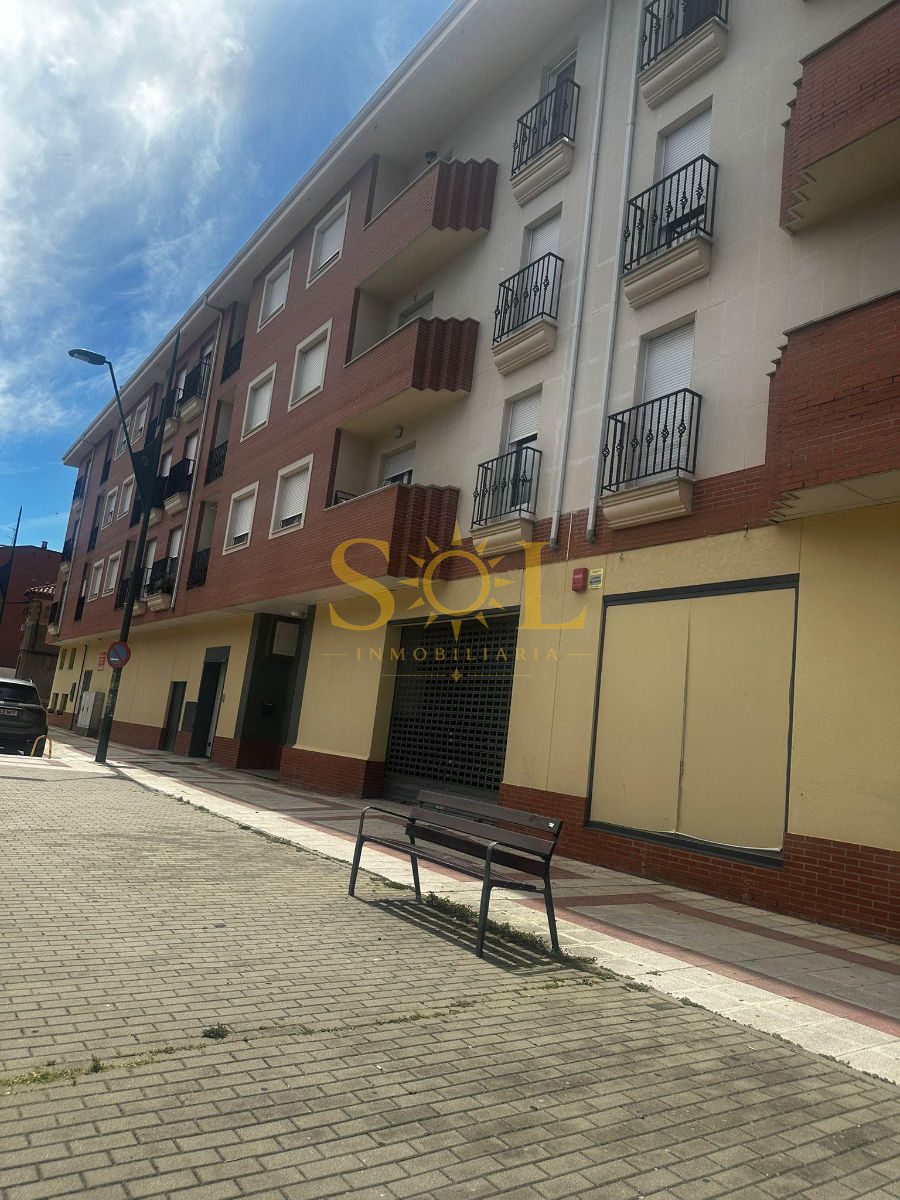 LOCAL DE 4000 M2 PARA GRANDES SUPERFICIES - Foto 28