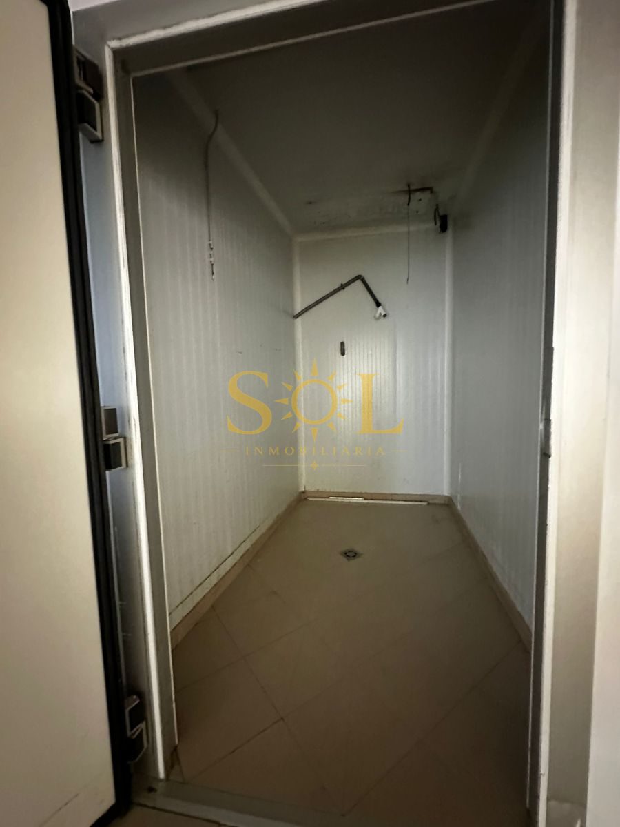 LOCAL DE 4000 M2 PARA GRANDES SUPERFICIES - Foto 38