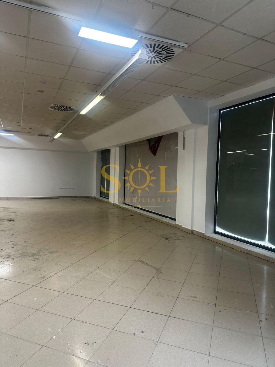 LOCAL DE 4000 M2 PARA GRANDES SUPERFICIES - Foto 41