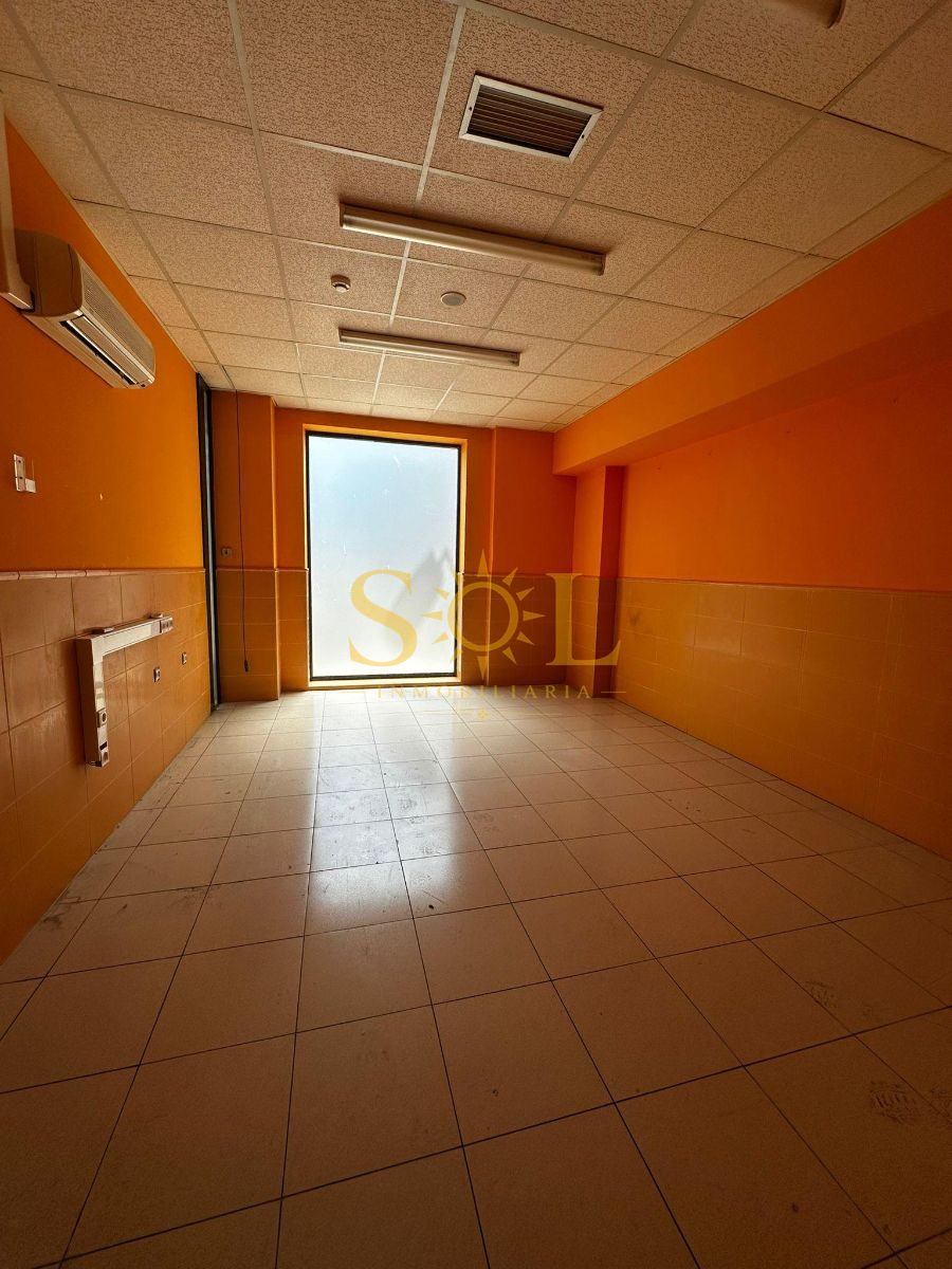 LOCAL DE 4000 M2 PARA GRANDES SUPERFICIES - Foto 43
