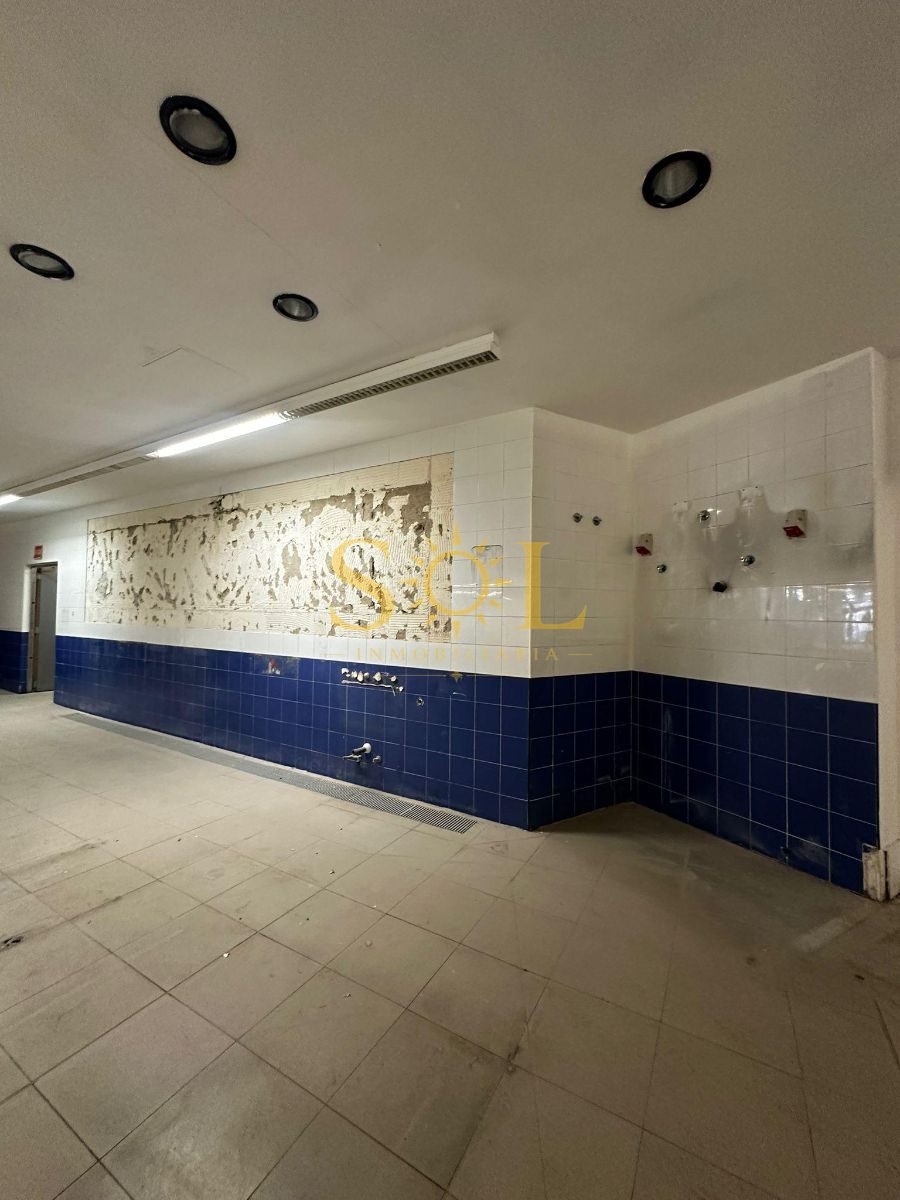 LOCAL DE 4000 M2 PARA GRANDES SUPERFICIES - Foto 47