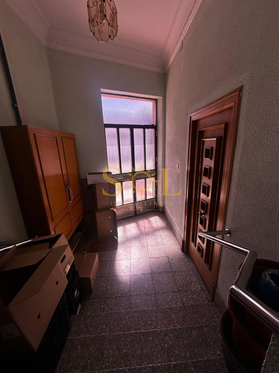 EDIFICIO EN TROBAJO DEL CAMINO - Foto 12