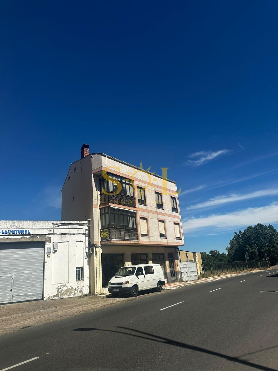EDIFICIO EN TROBAJO DEL CAMINO - Foto 5