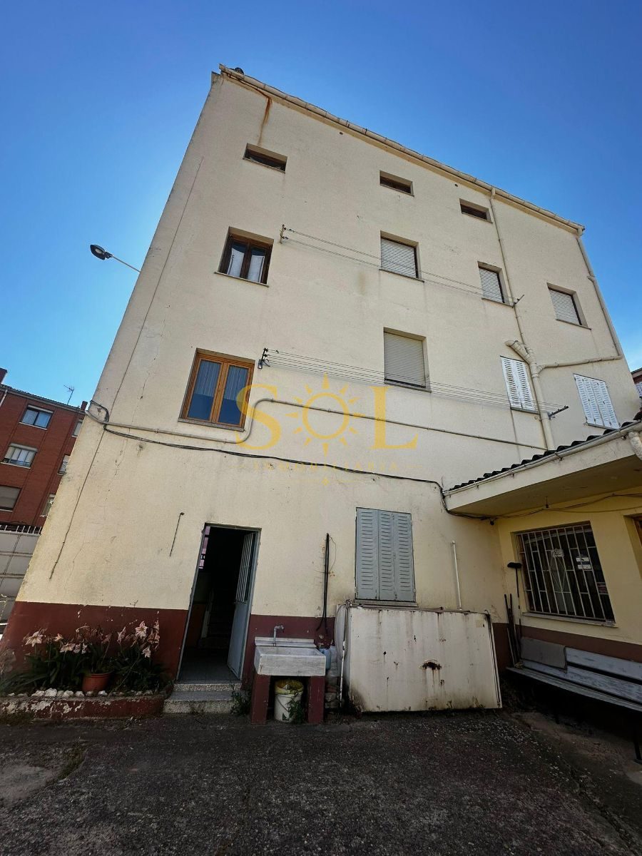 EDIFICIO EN TROBAJO DEL CAMINO - Foto 7