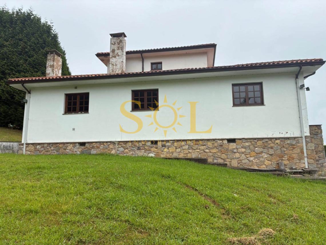 MAGNIFICO CHALET DE DOS PLANTAS Y SOTANO EN LOS CABOS (Pravia-Asturias) - Foto 11
