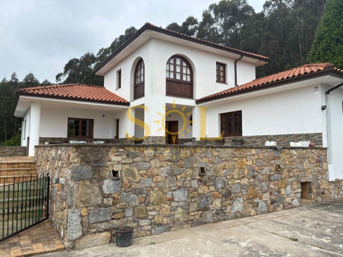 MAGNIFICO CHALET DE DOS PLANTAS Y SOTANO EN LOS CABOS (Pravia-Asturias) - Foto 4
