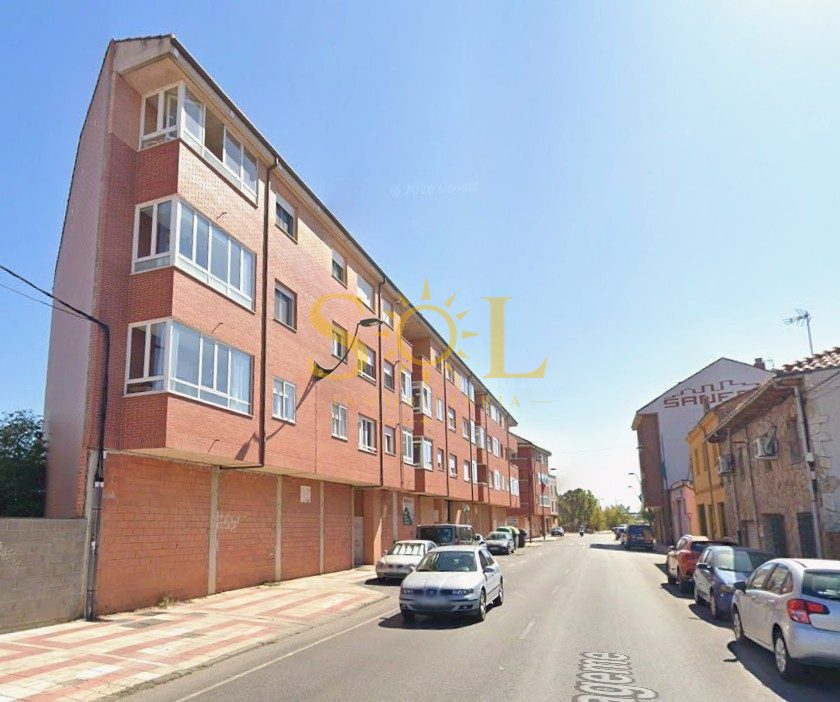 Se vende local en calle alfageme , trobajo del camino - Foto 4
