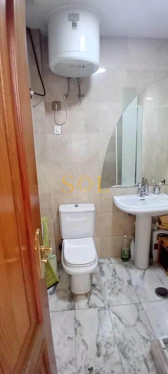 OPORTUNIDAD VENTA OFICINA BURGO NUEVO - Foto 7