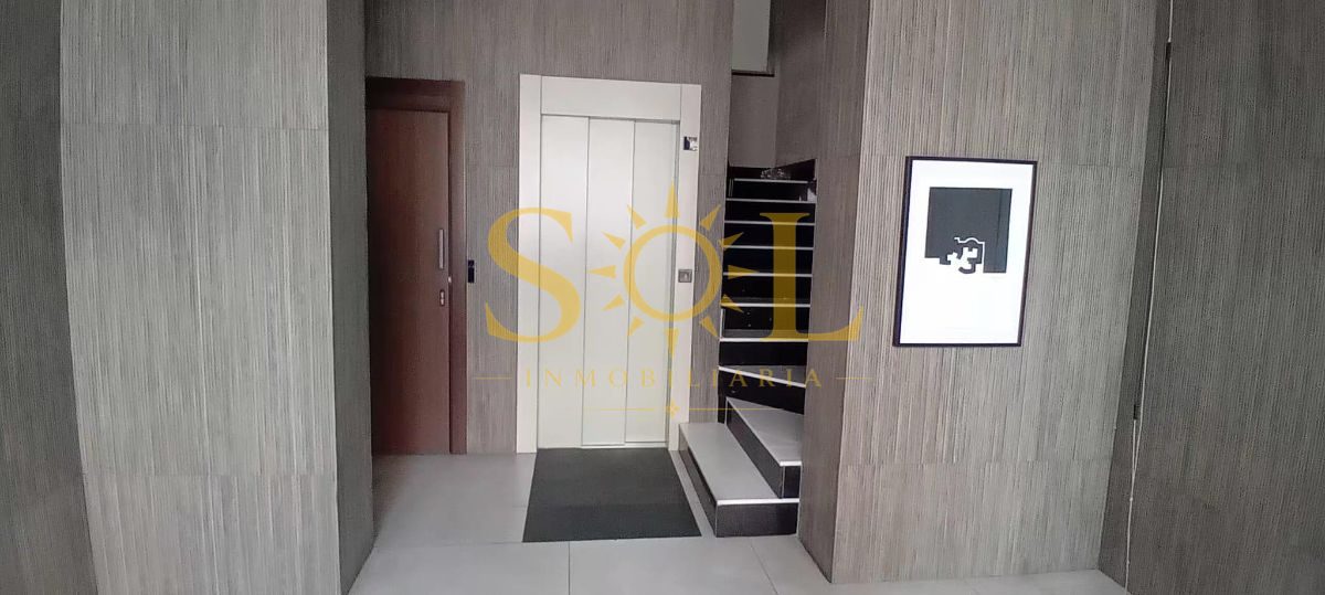 SE ALQUILA PISO POR HABITACIONES PARA ESTUDIANTES EN EL CENTRO - Foto 2
