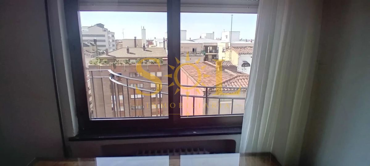 SE ALQUILA PISO POR HABITACIONES PARA ESTUDIANTES EN EL CENTRO - Foto 40