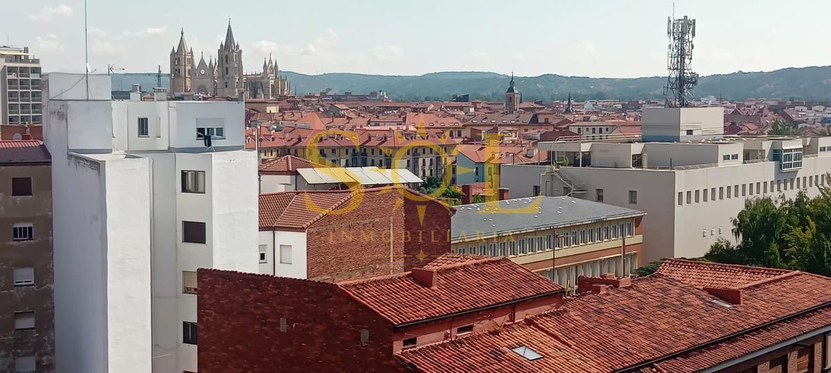 SE ALQUILA PISO POR HABITACIONES PARA ESTUDIANTES EN EL CENTRO - Foto 8