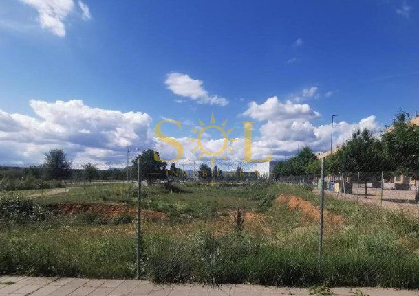 SH Terreno urbano para construir en venta en c. laura de los rios, 9, Leon - Foto 2